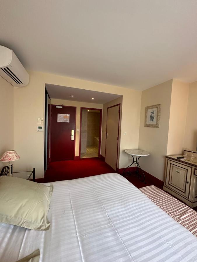 Bonnat Hotel Domaine De L'Orangerie מראה חיצוני תמונה